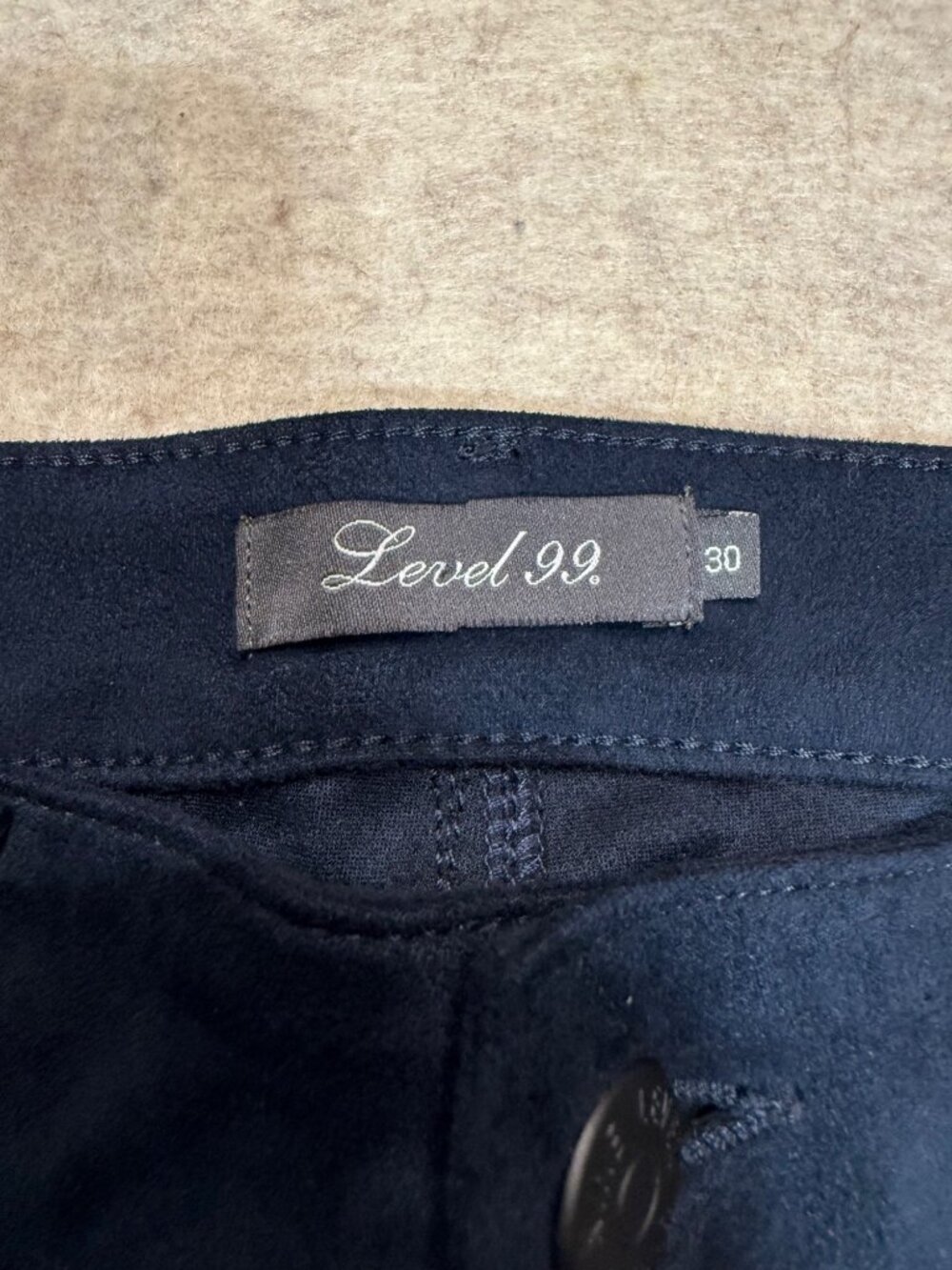 Level 99 Mid Rise Janice Ultra Skinny 5-Pocket Navy Blue Jeans 30" Waist Med NWT - Picture 5 of 12